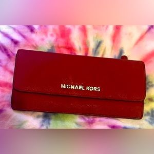 Michael Kors Leather Jet Set Travel wallet